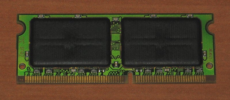 Swissbit 512MB PC133 back