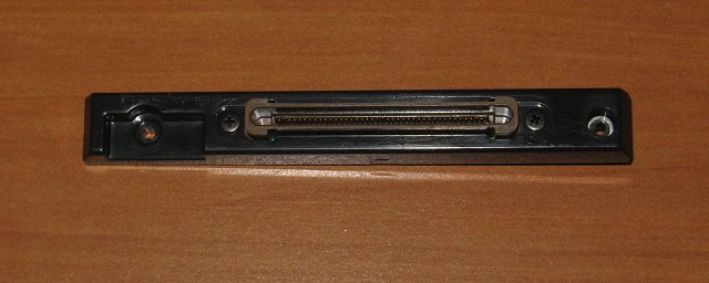 Ultrabay 2000 connector